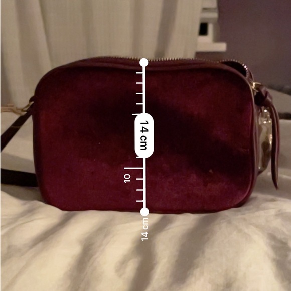 Old Navy Crossbody Bag - Picture 4 of 8